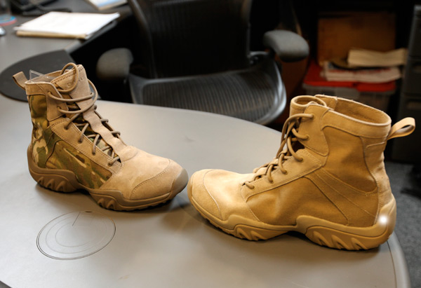 Top 53+ imagen oakley army boots review - Viaterra.mx